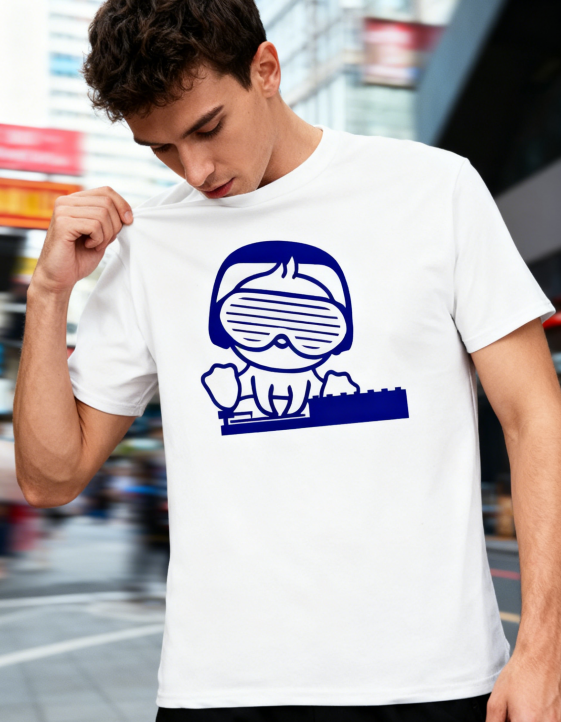 Cartoon Sunglasses Character Graphic T-Shirt - Casual Streetwear Fun Tee