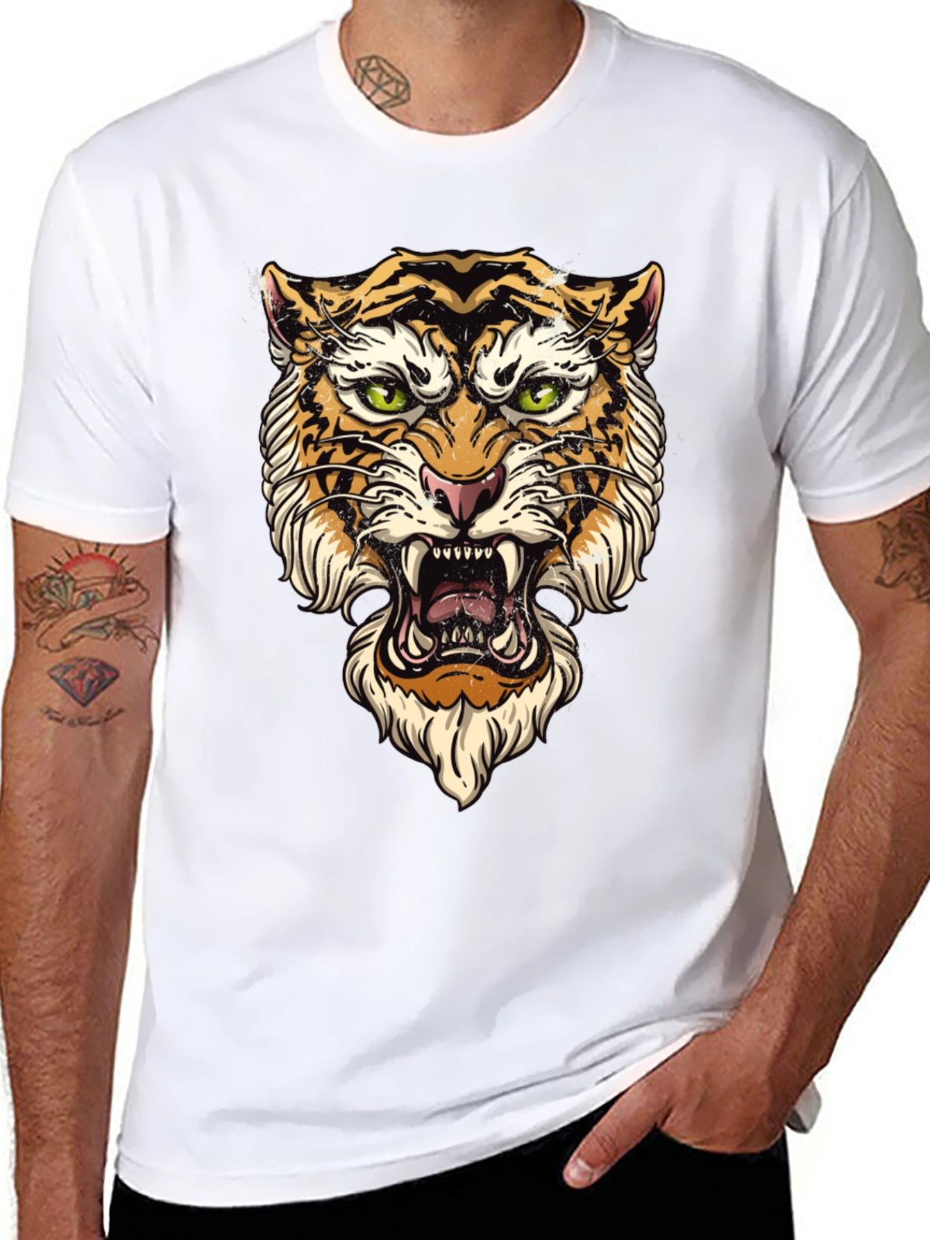 Tiger Graphic Black T-Shirt - Bold Animal Print Tee
