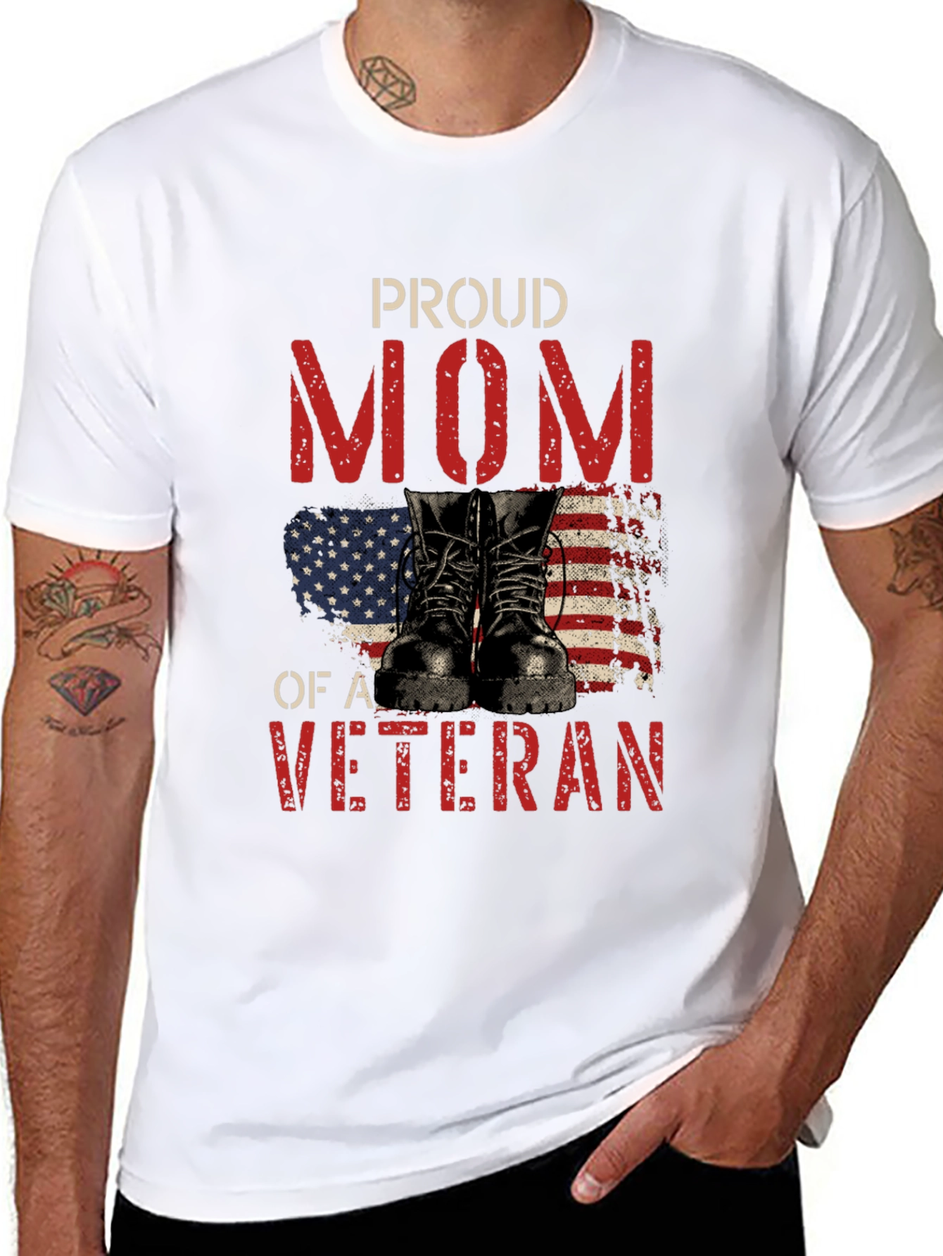 Proud Mom of a Veteran Graphic T-Shirt