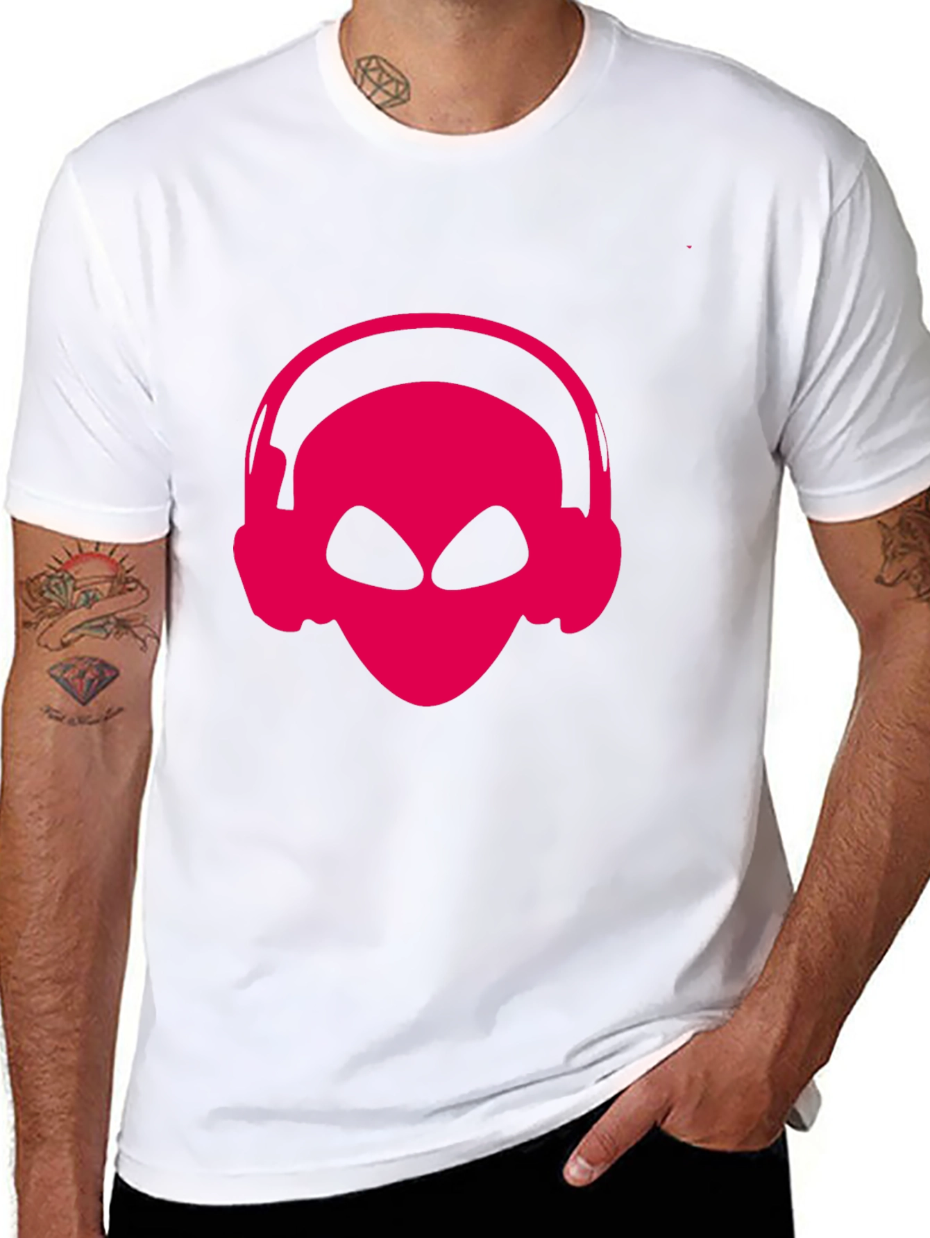 Alien DJ T-Shirt - Black Graphic Tee