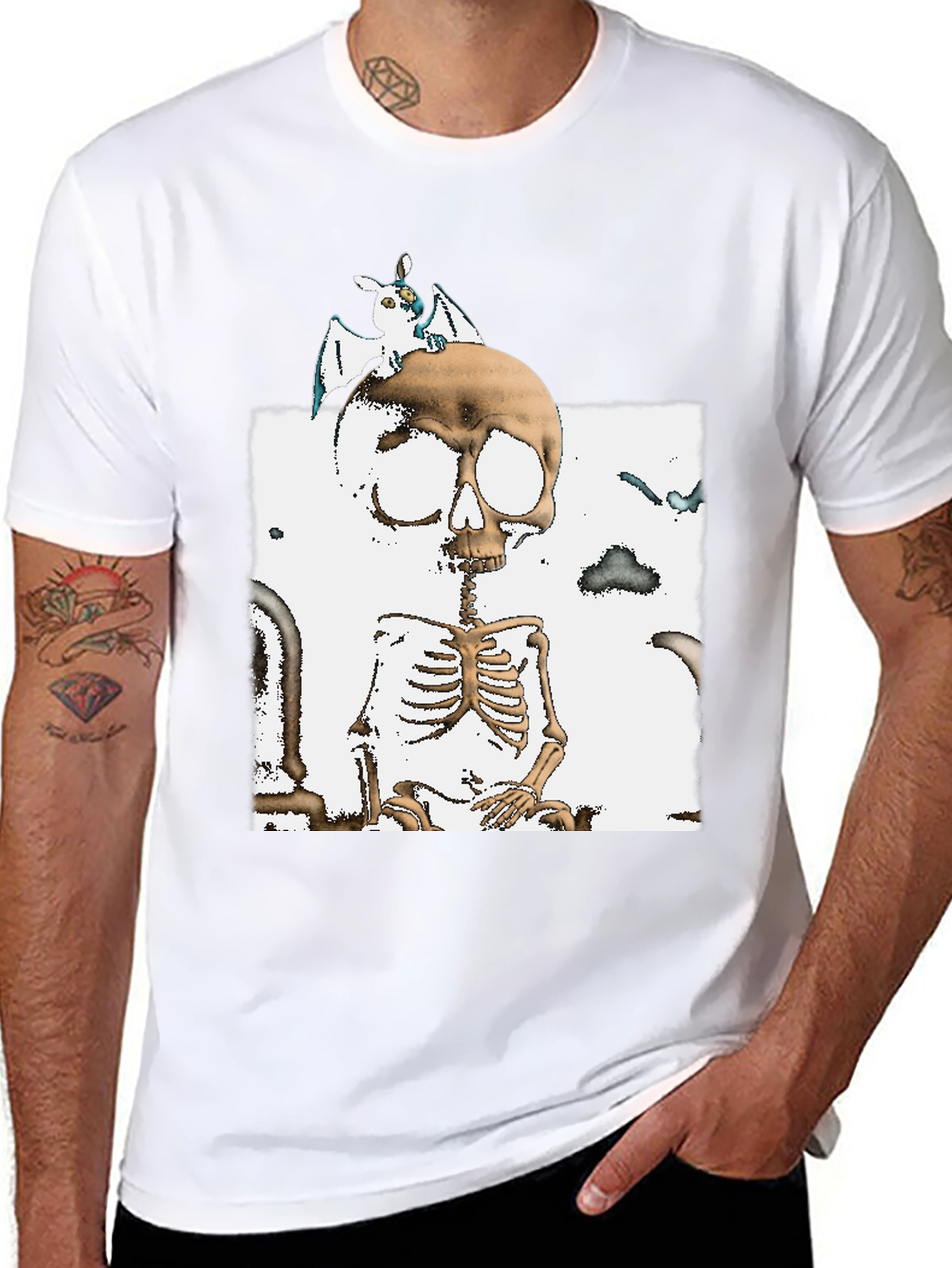 Skull & Bat Graphic T-Shirt - Halloween Style
