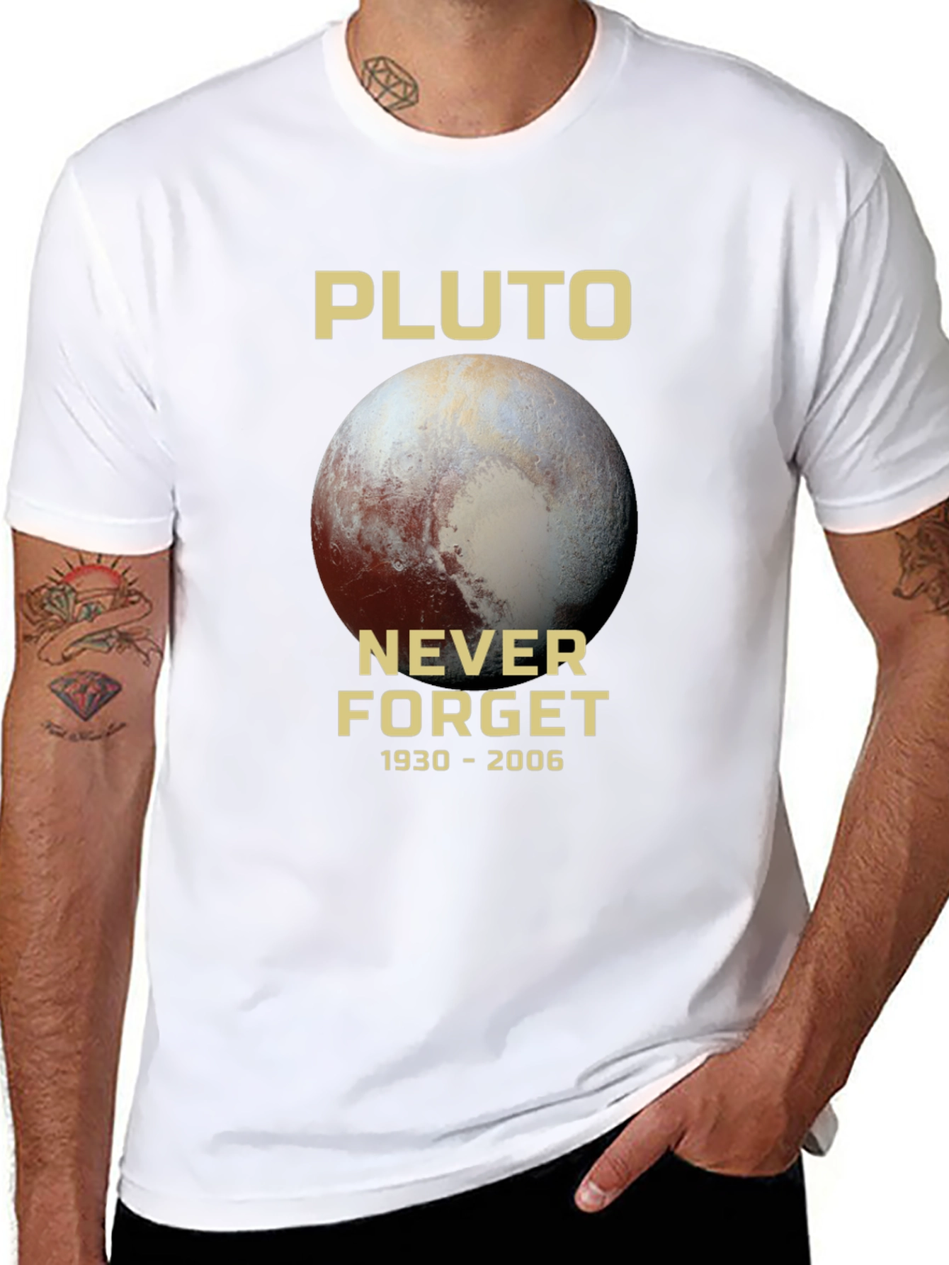 Pluto Never Forget T-Shirt - Retro Space Tee
