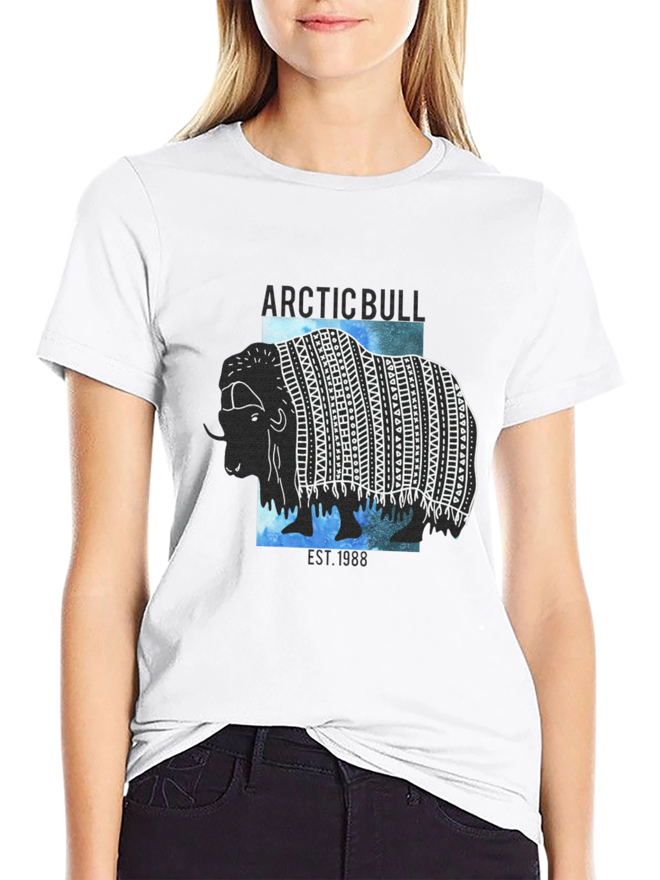 Arctic Bull Graphic Tee - Unique Design Casual Style