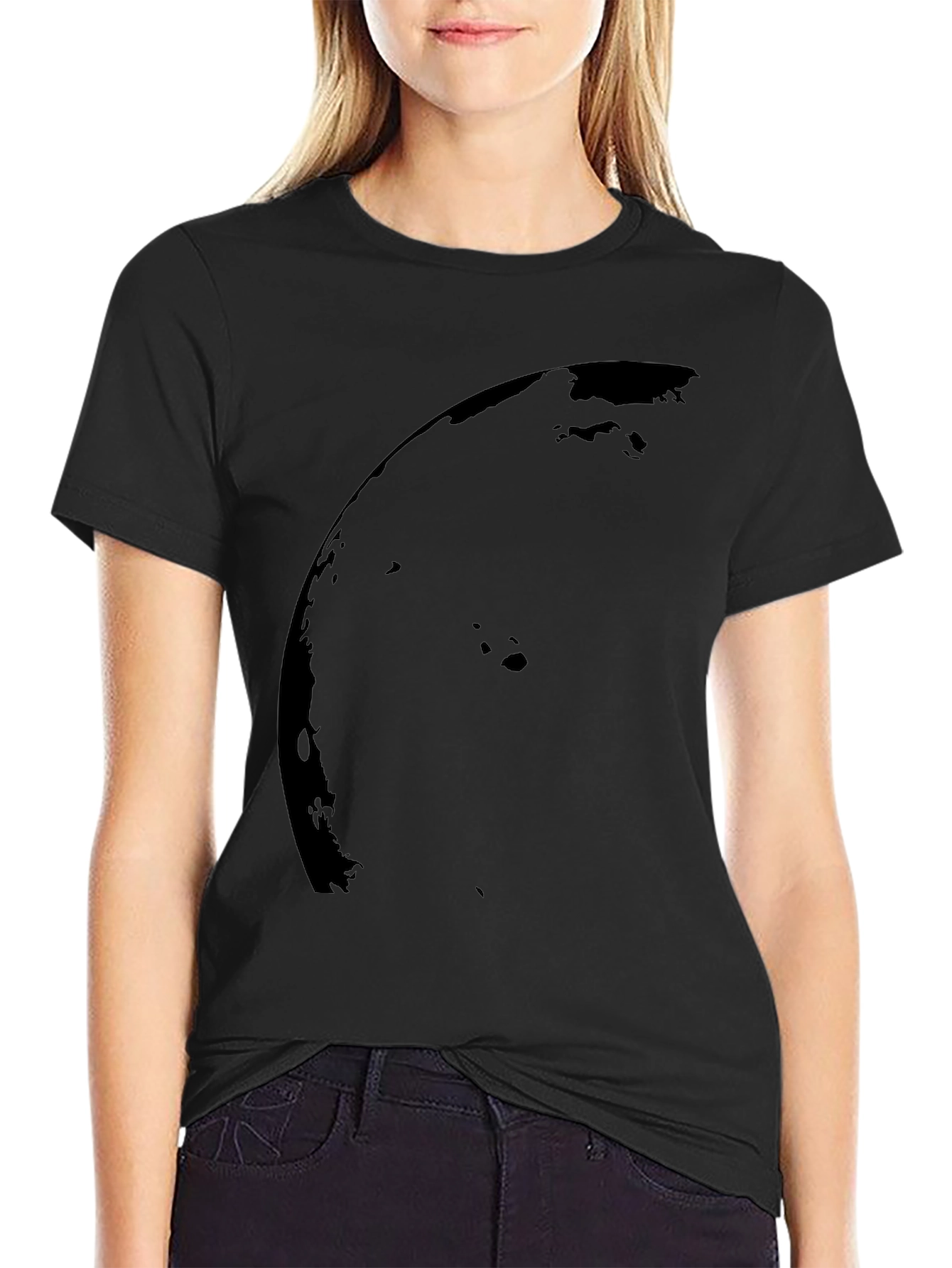 Black Curved Abstract Design T-Shirt