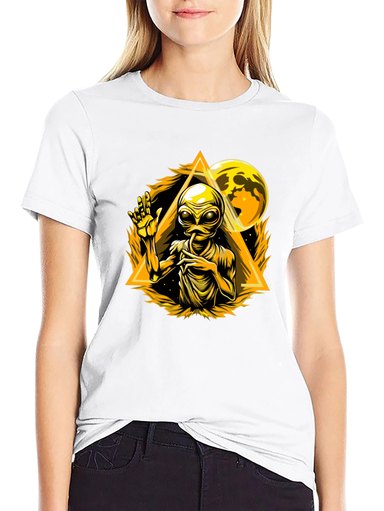 Alien Graphic T-Shirt - Sci-Fi Design