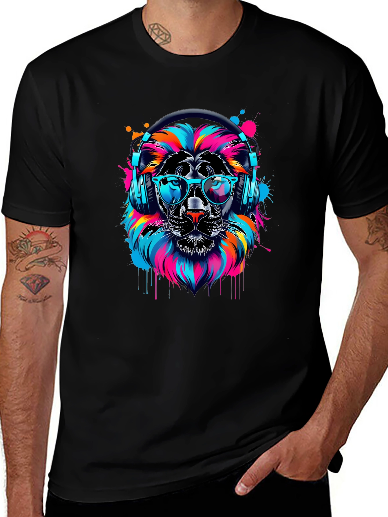 Cool Lion Graphic Tee - Black