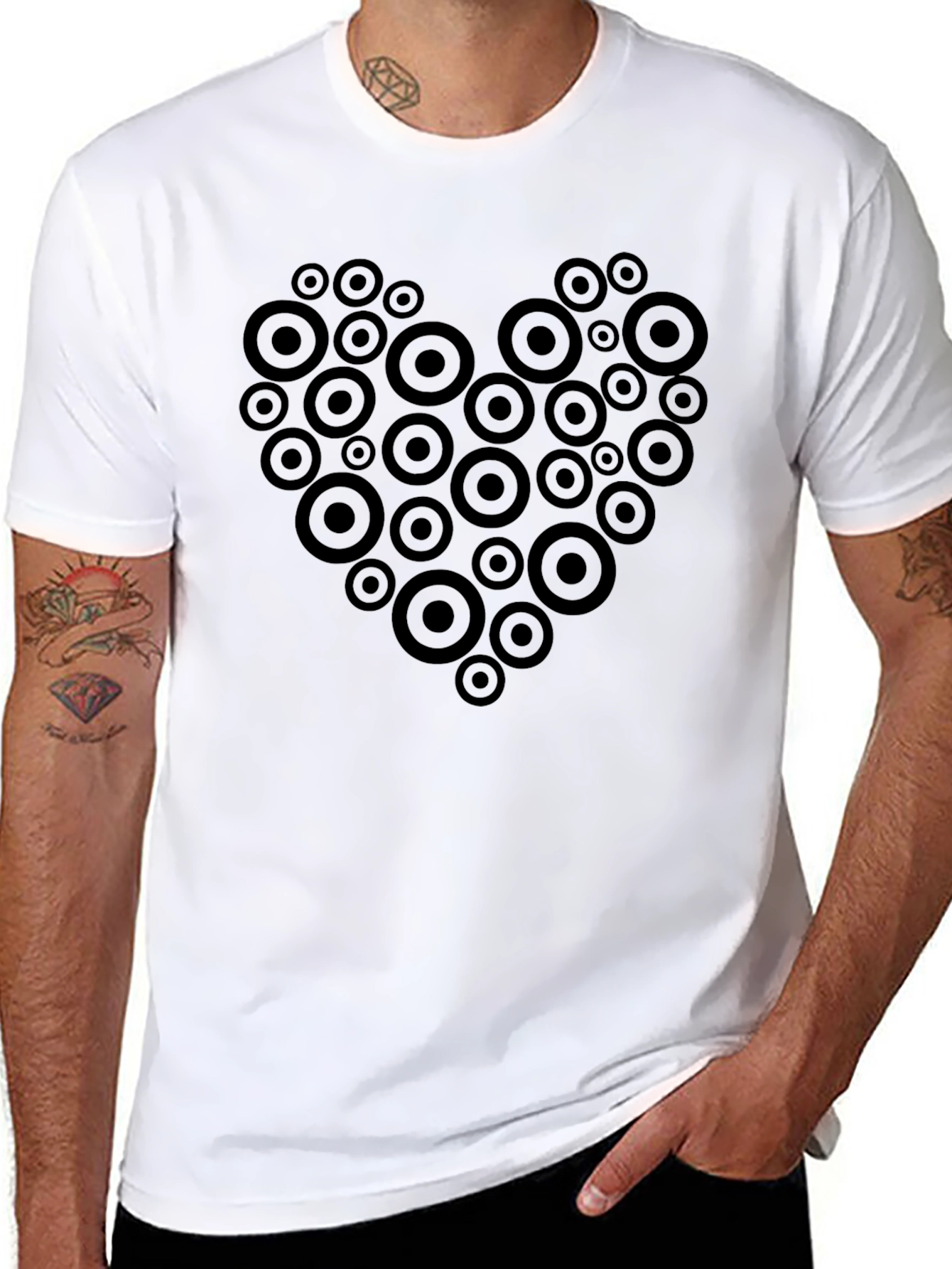 Circle Heart Graphic Tee - Modern Design Casual Style