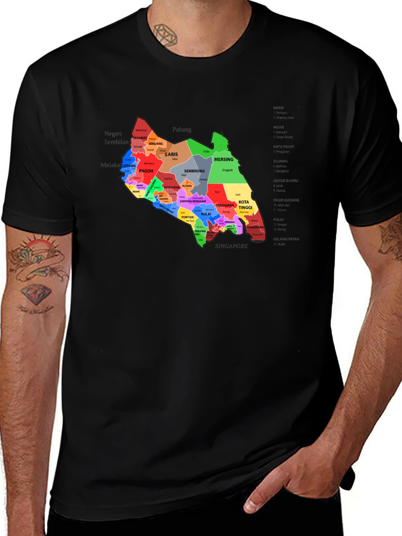 Johor Malaysia T-Shirt - Black District Map Design