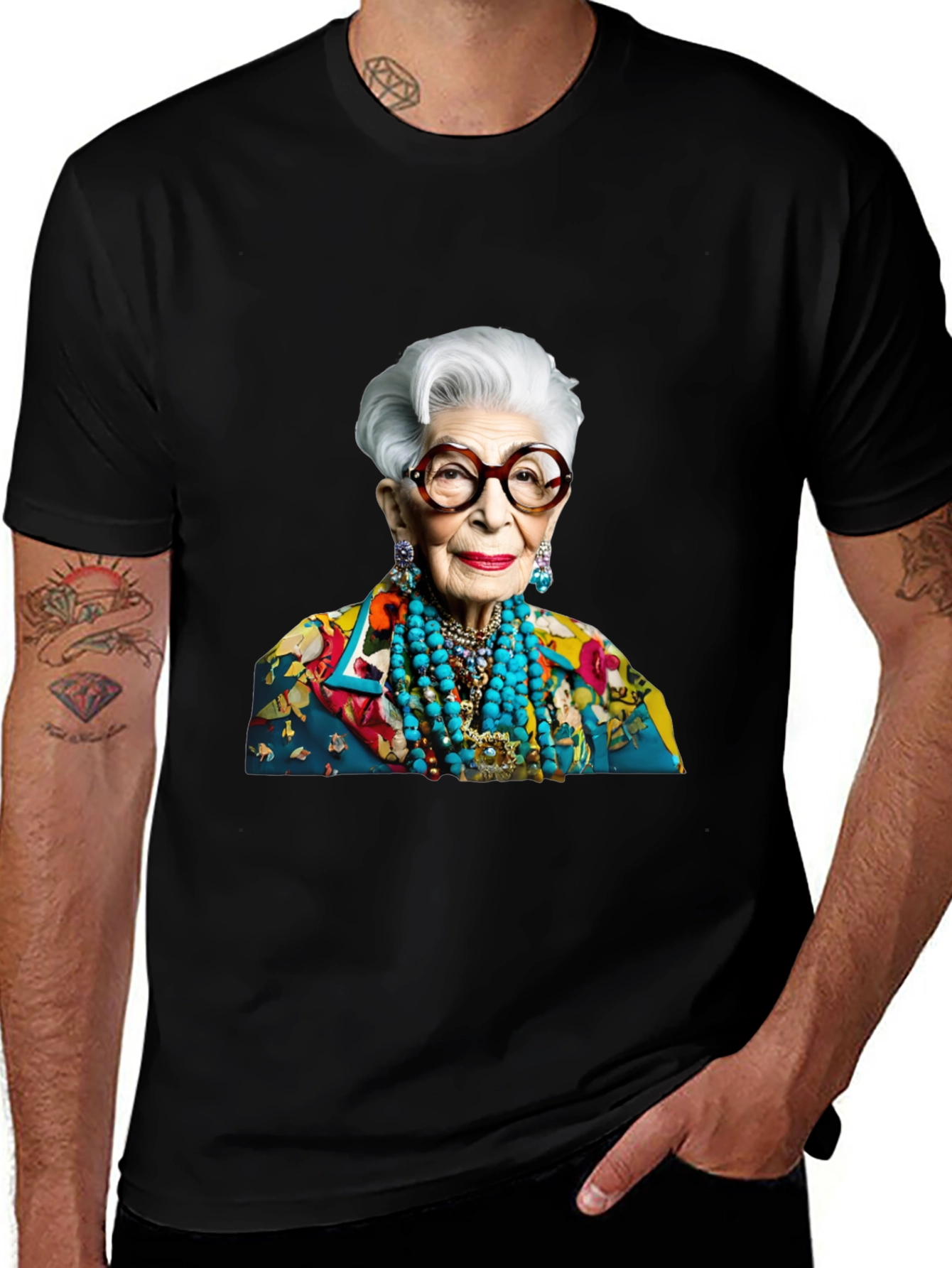 Iris Apfel T-Shirt - Stylish Fashion Icon Tee