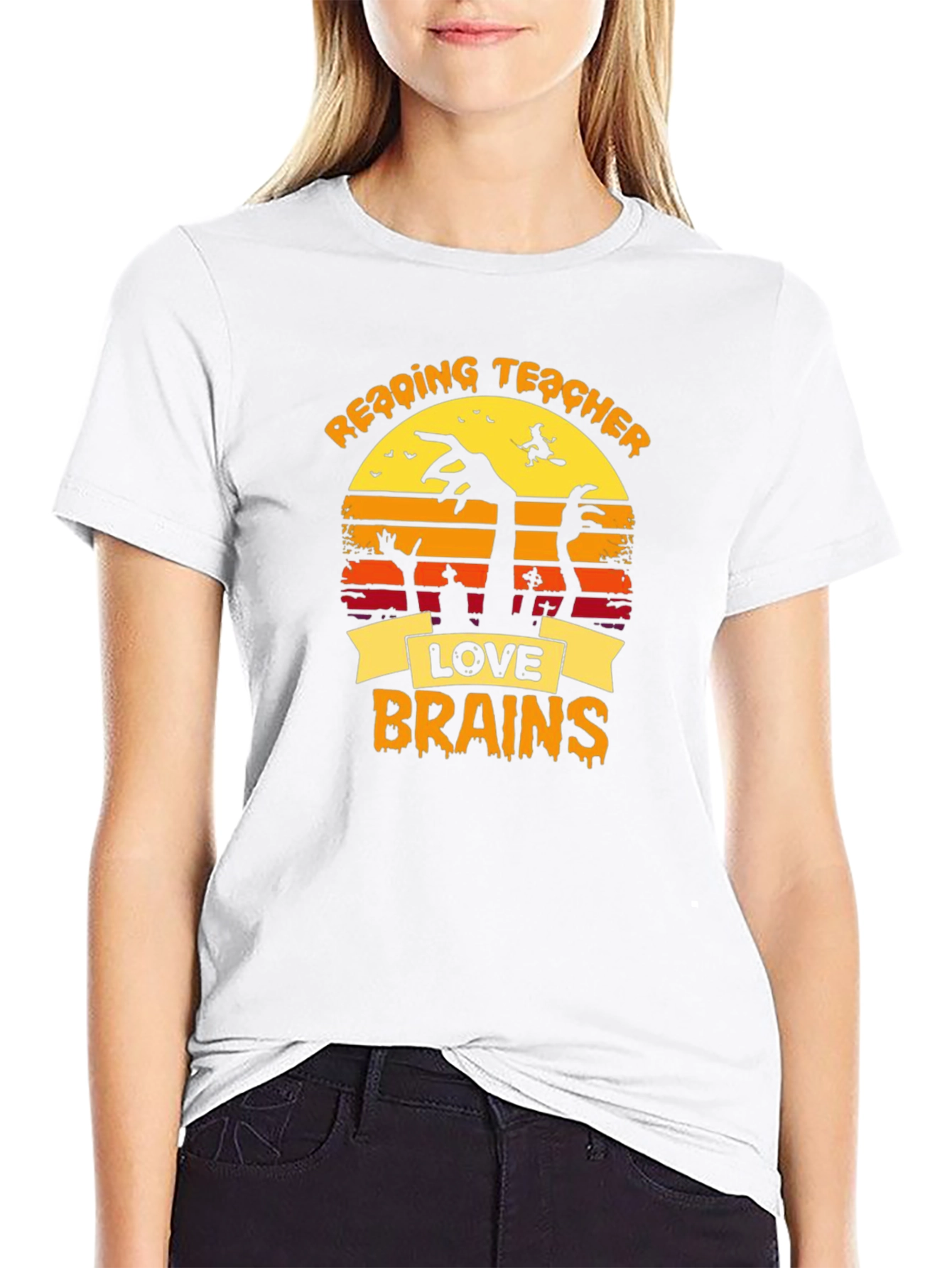 Reading Teacher Halloween Love Brains T-Shirt