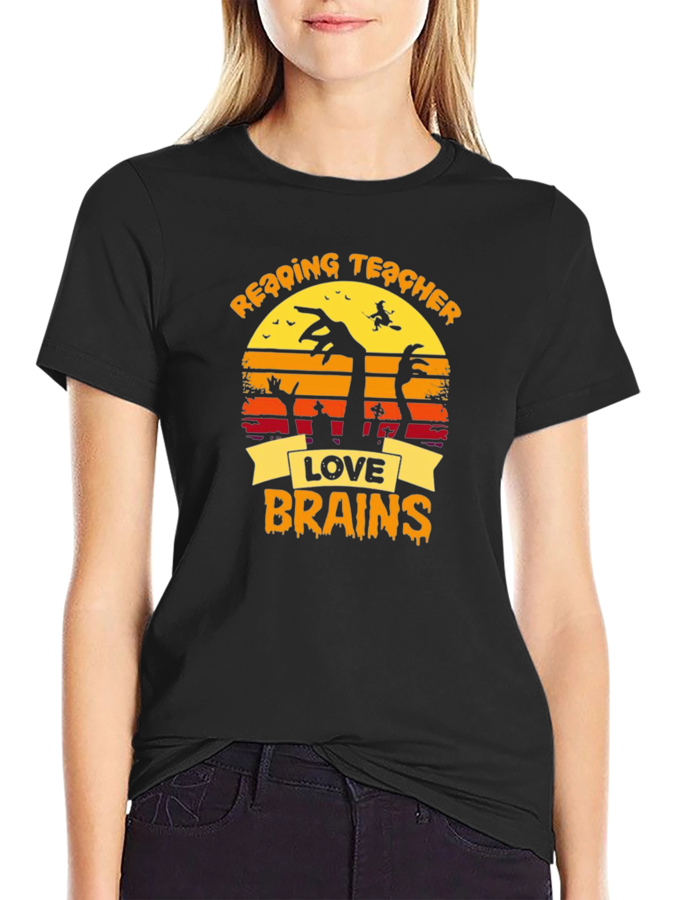 Reading Teacher Halloween Love Brains T-Shirt