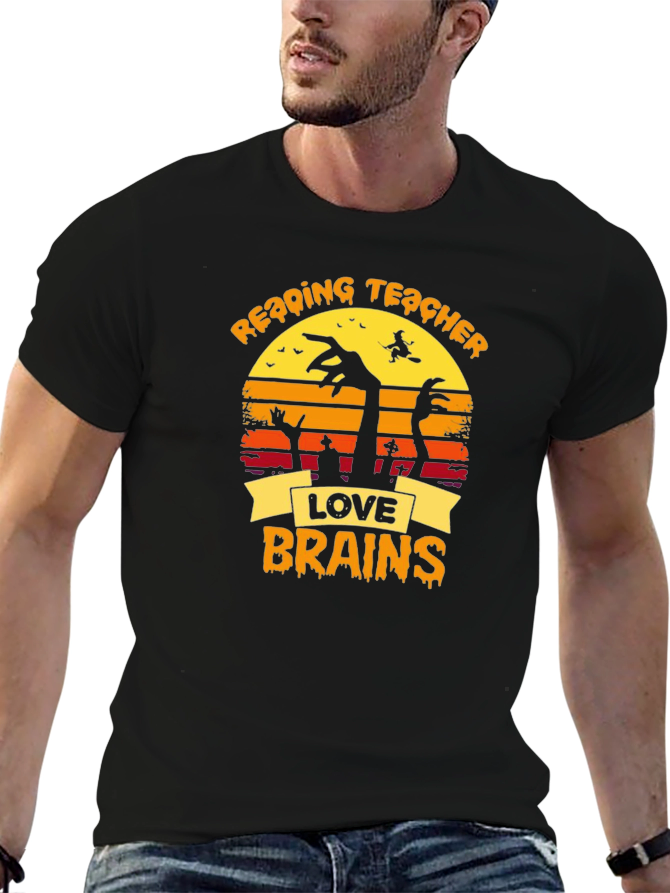 Reading Teacher Halloween Love Brains T-Shirt