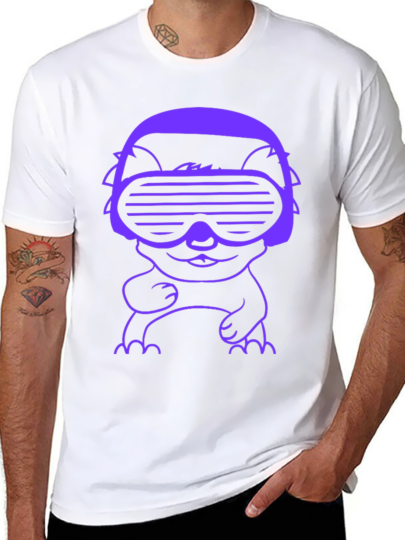Cyberpunk Cat T-Shirt - Retro Gamer Style