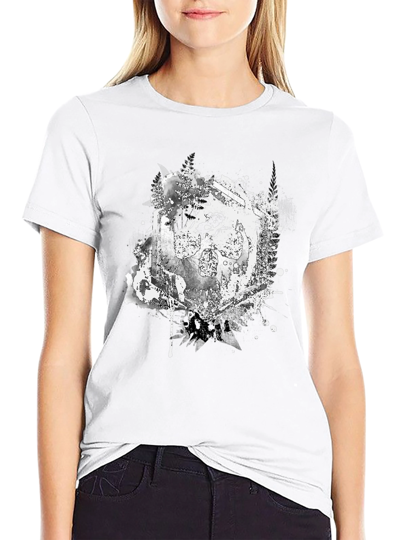 Edgy Skull Graphic T-Shirt - Black