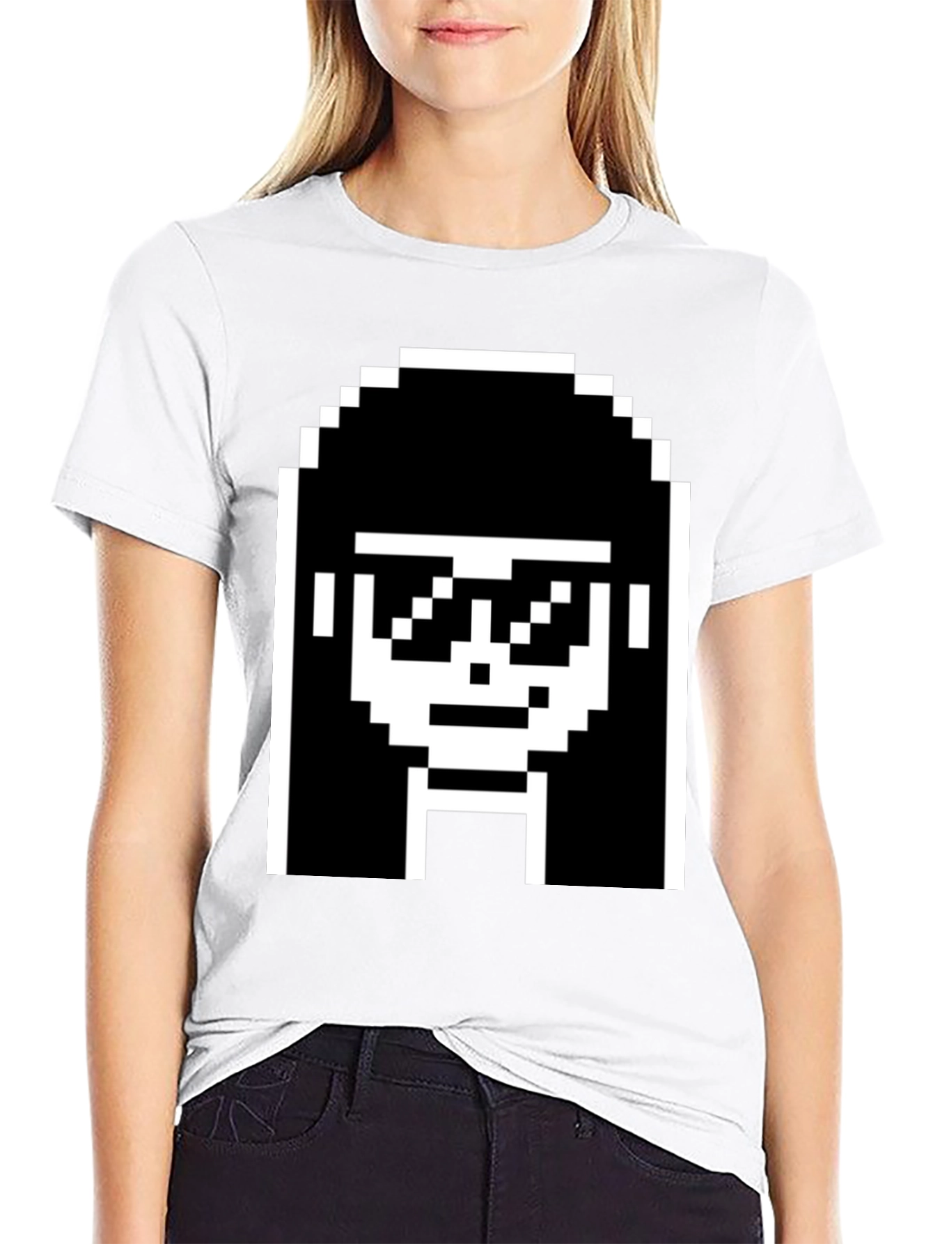 Retro 8-Bit Pixel Art T-Shirt - Cool Geek Chic