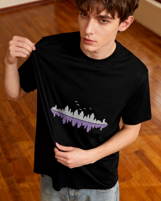 Artistic City Skyline Reflection Graphic T-Shirt - 100% Cotton, Versatile for Multiple Occasions