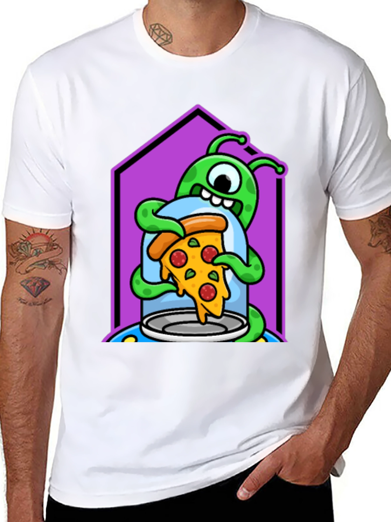 Alien Pizza Lover Graphic T-Shirt