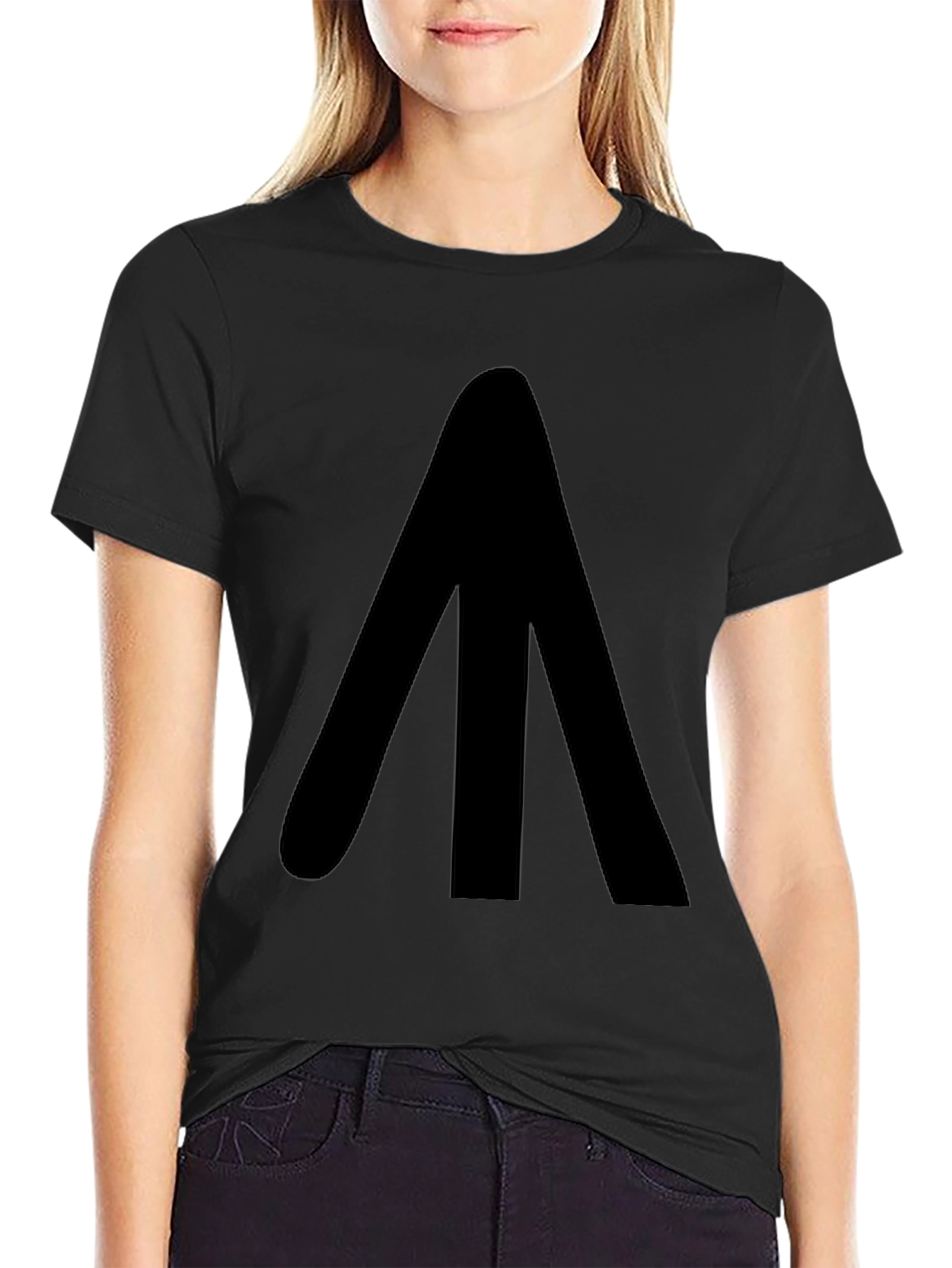 Minimalist Arrow T-Shirt - Modern Style