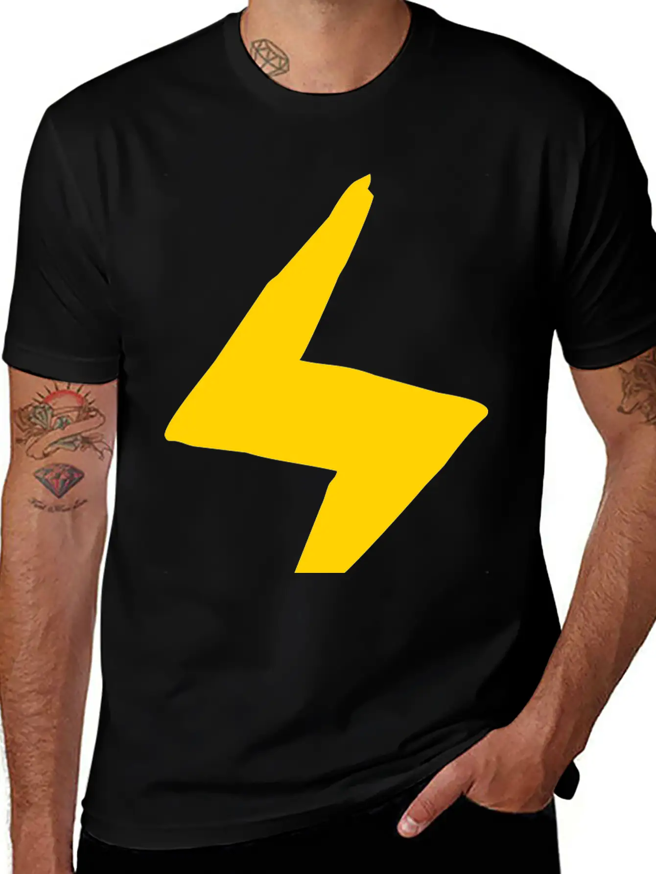 Lightning Hand-drawn Unisex Casual T-Shirt – Clean Design For Daily Comfort