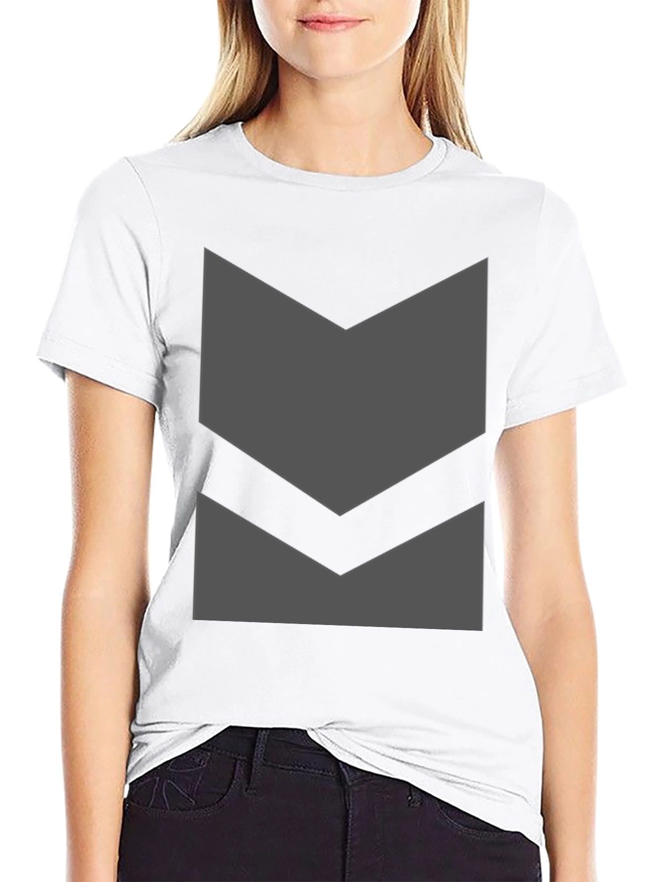 Geometric Graphic Print T-Shirt - Modern Style