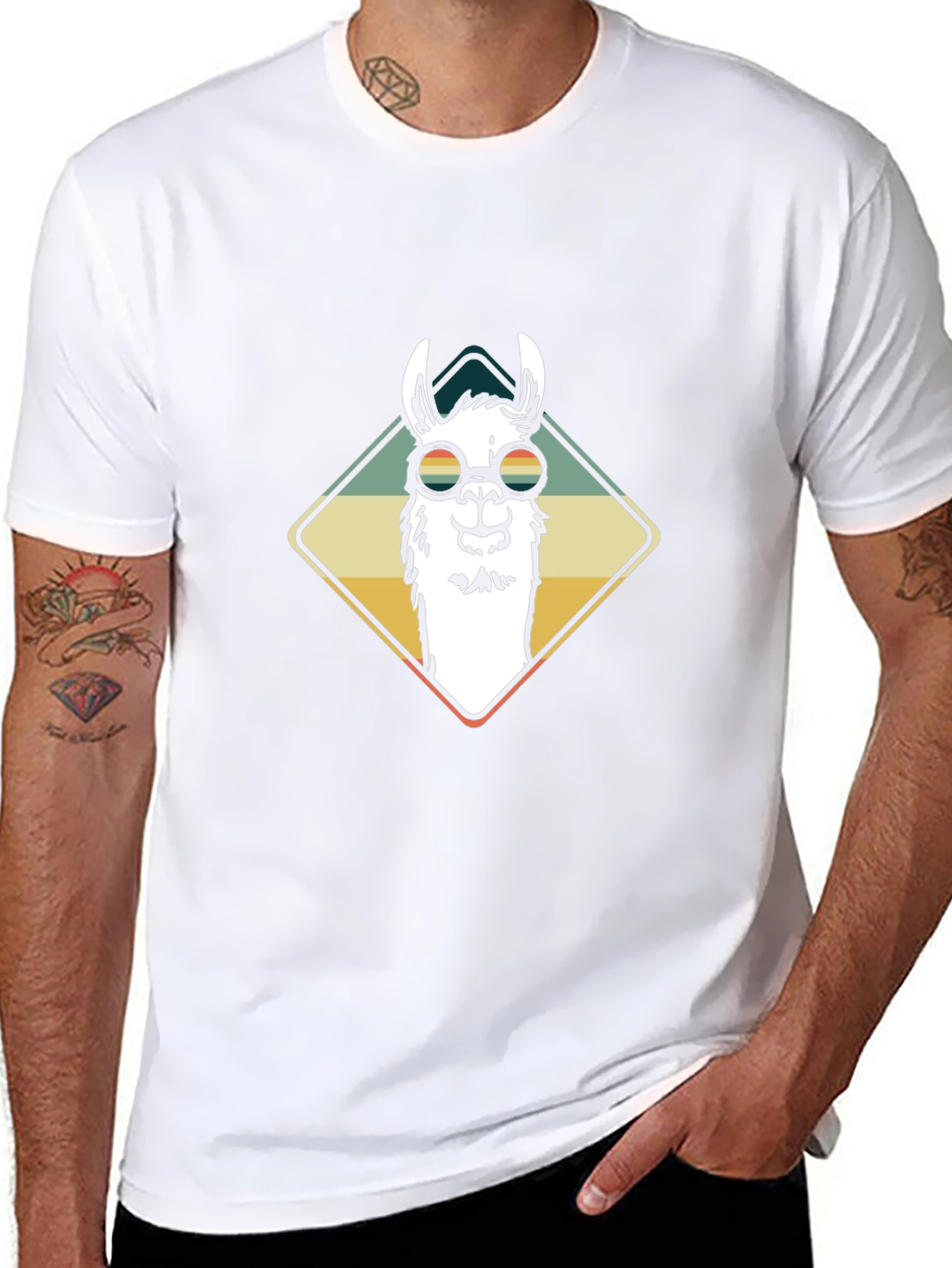 Retro Llama T-Shirt - Cool Alpaca Tee
