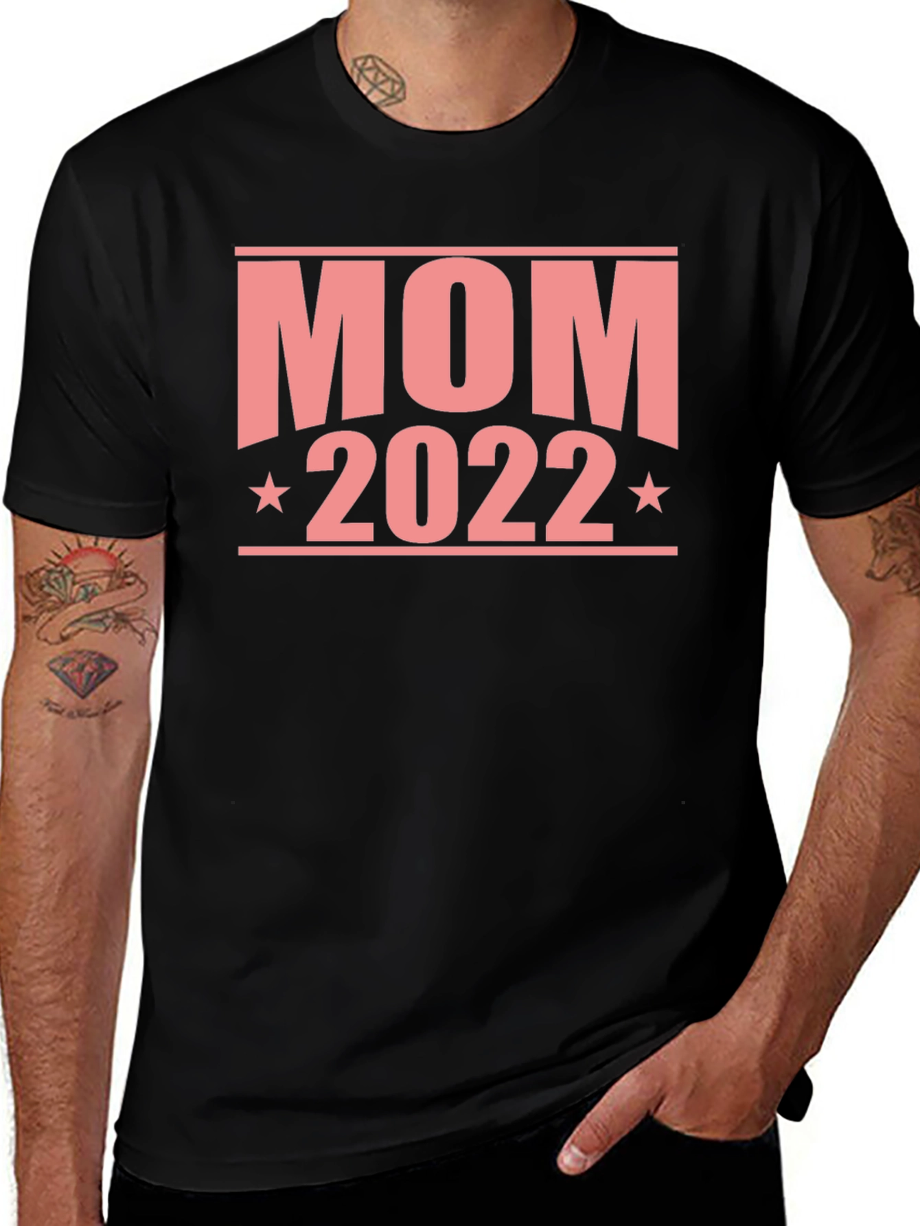 Mom 2022 T-Shirt - New Mom Gift