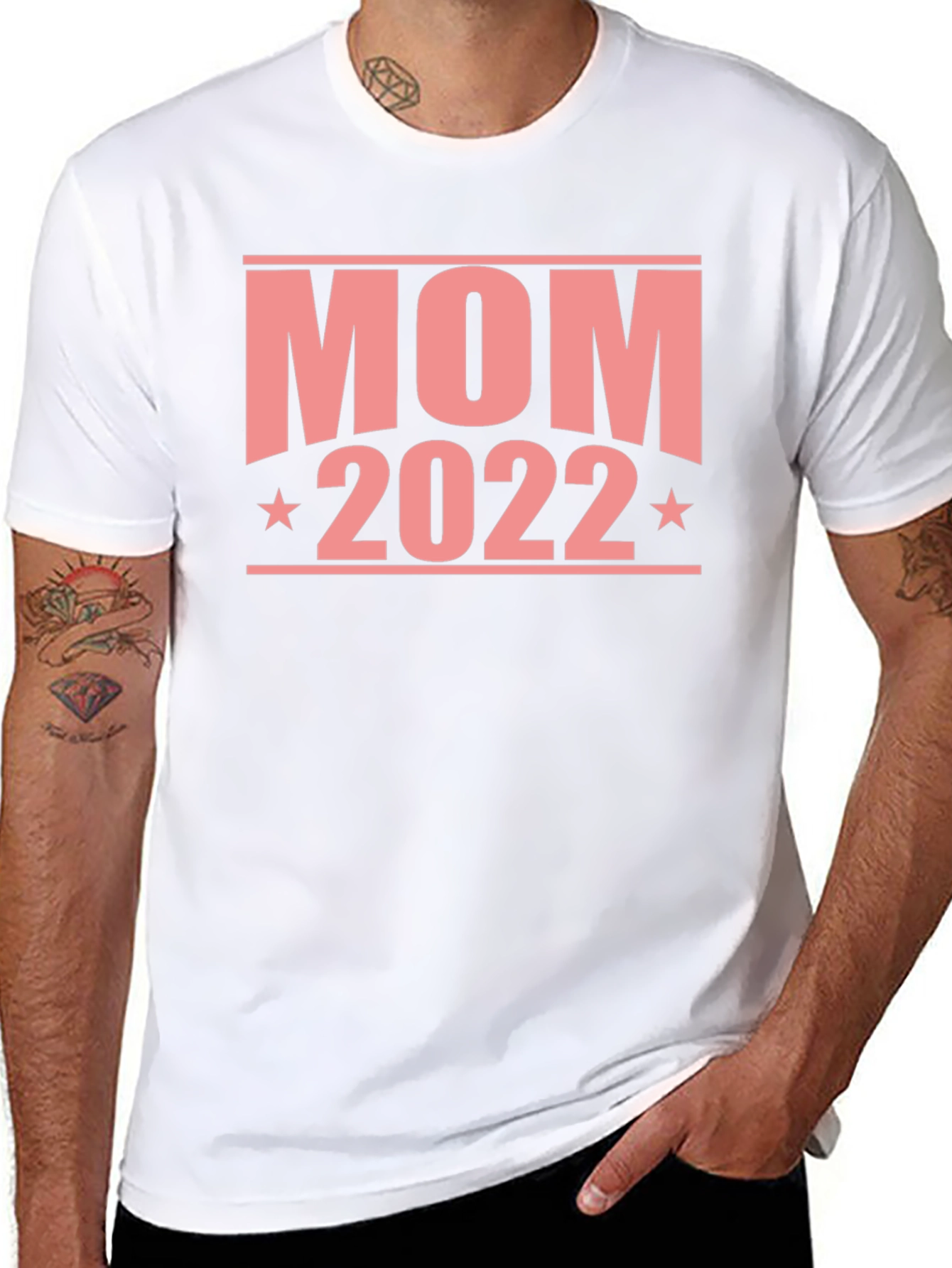 Mom 2022 T-Shirt - New Mom Gift