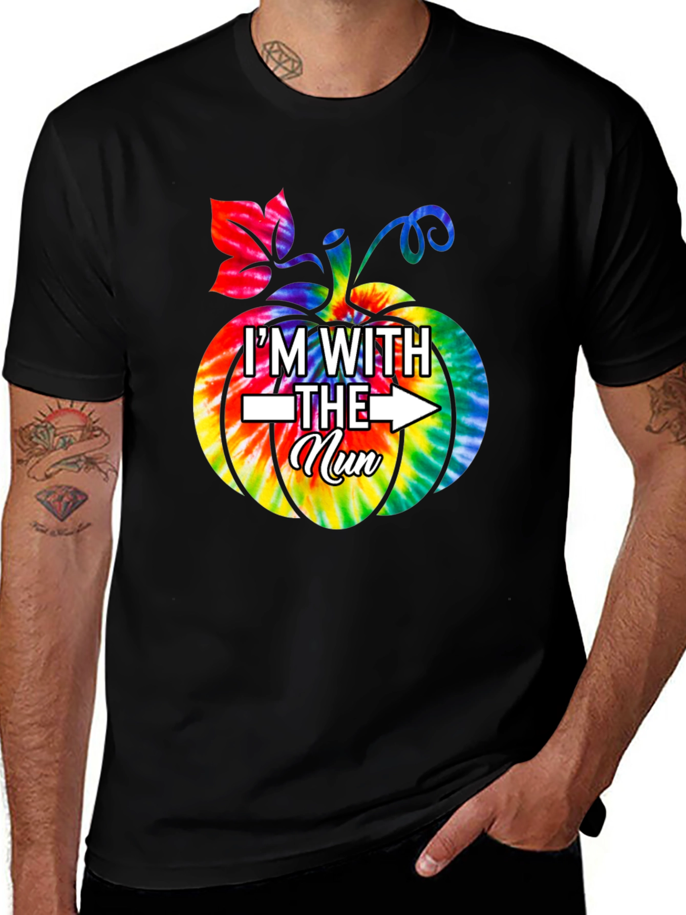 Im With The Nun Halloween Tie-Dye Pumpkin T-Shirt